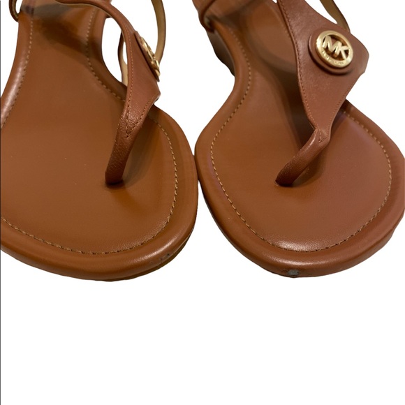 Michael Kors Sandle - Picture 6 of 7